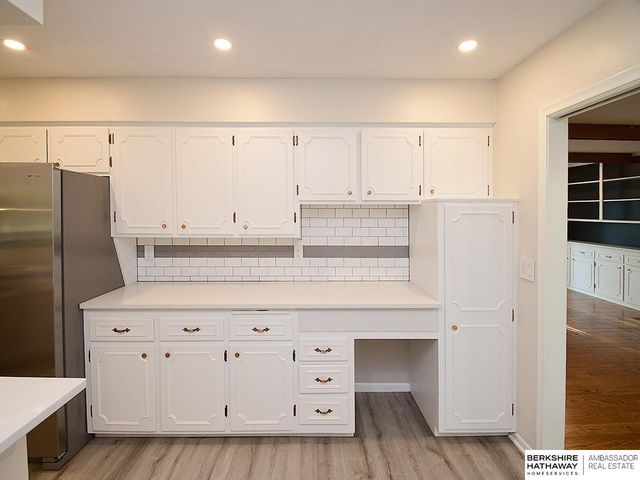 605 S 126 Street, Omaha, NE 68154