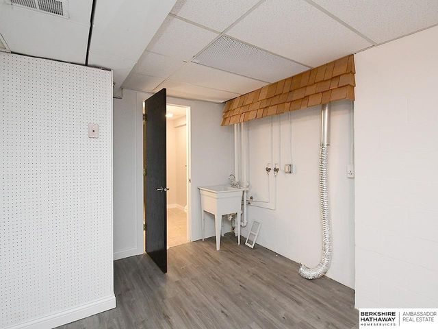 605 S 126 Street, Omaha, NE 68154