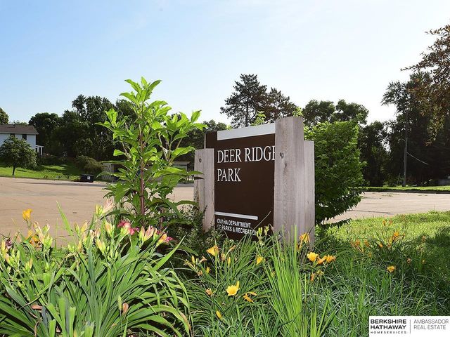 605 S 126 Street, Omaha, NE 68154