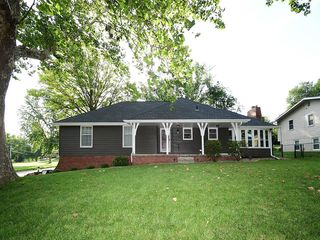 605 S 126 Street, Omaha, NE 68154