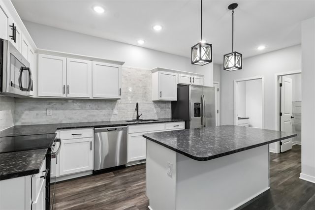515 10th Street, Waukee, IA 50263