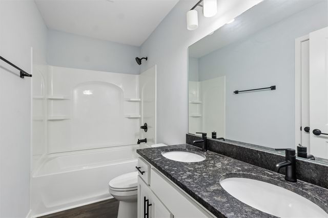 515 10th Street, Waukee, IA 50263