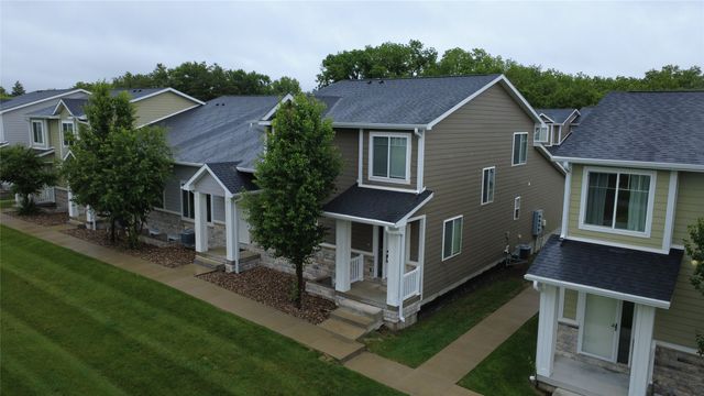 515 10th Street, Waukee, IA 50263