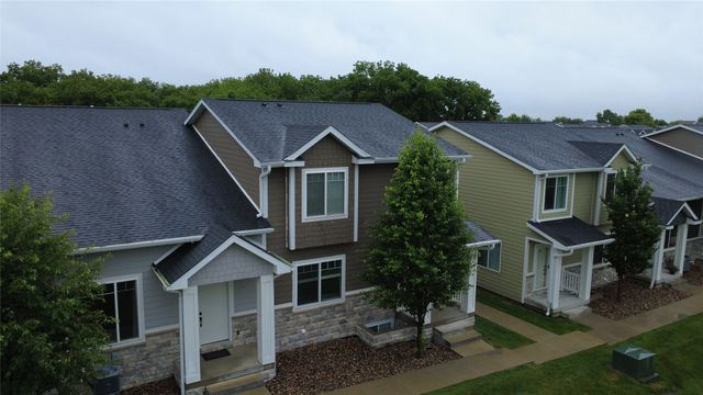 515 10th Street, Waukee, IA 50263