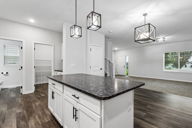 515 10th Street, Waukee, IA 50263
