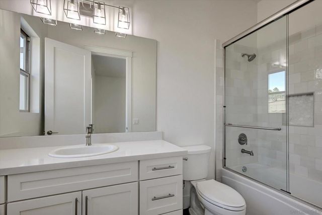 5808 Lake Vista Dr., Bonsall, CA 92003