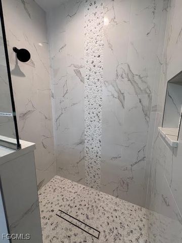 622 NW 38th PL, Cape Coral, FL 33993