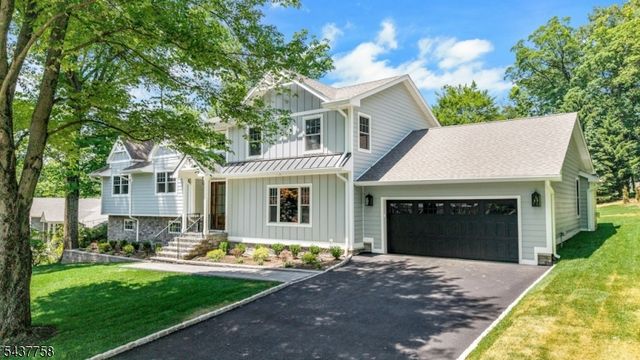 51 Brookside Ter, North Caldwell Boro, NJ 07006
