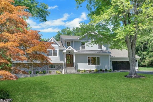 51 Brookside Ter, North Caldwell Boro, NJ 07006