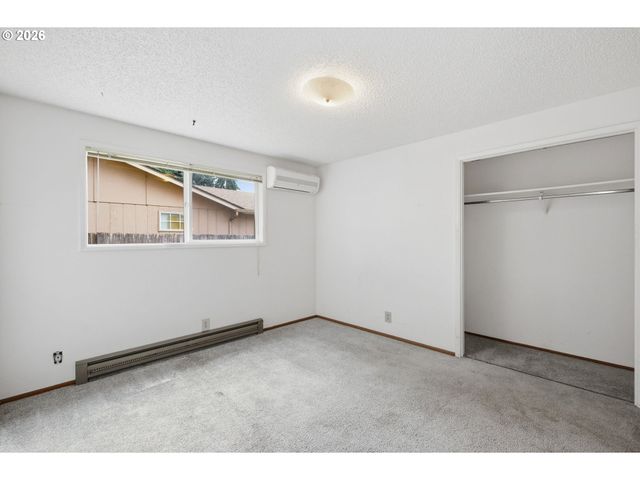 2158 N DANEBO Ave, Eugene, OR 97402