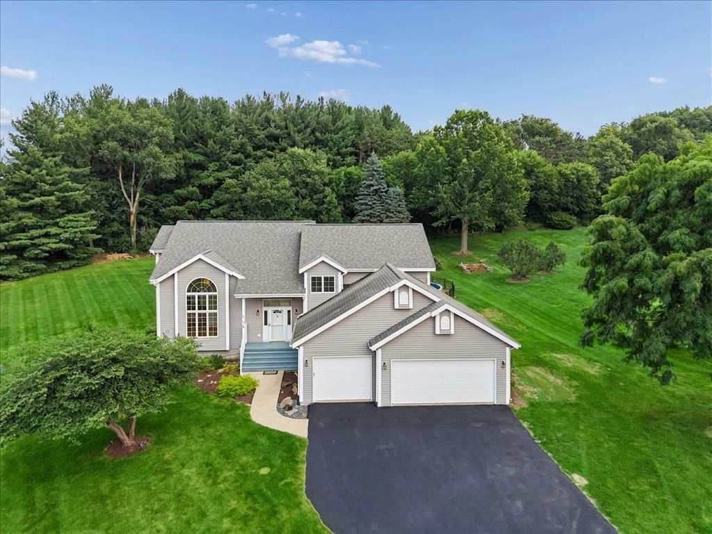 539 Creekview Lane, Rockford, IL 61114