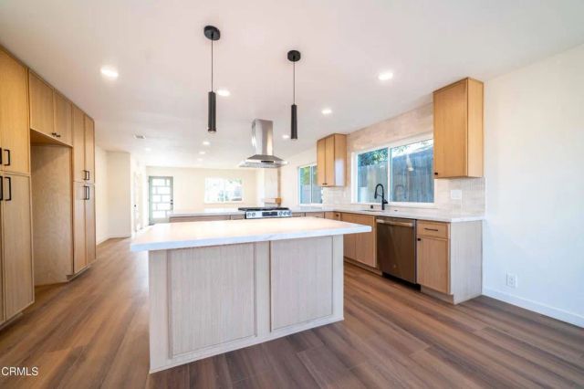 1034 Bradford Avenue, Camarillo, CA 93010