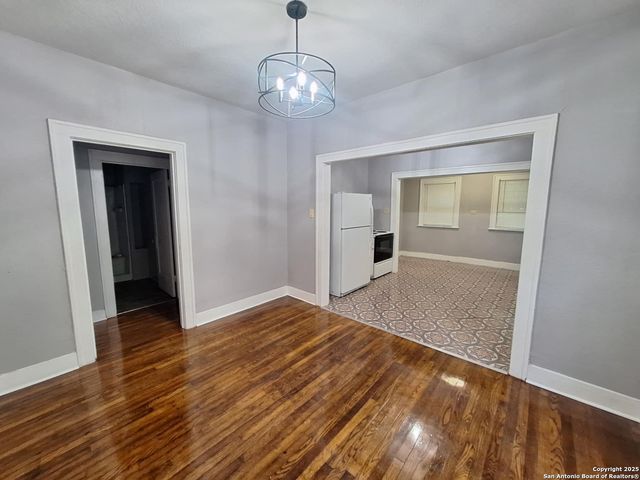 2134 CINCINNATI AVE, San Antonio, TX 78228
