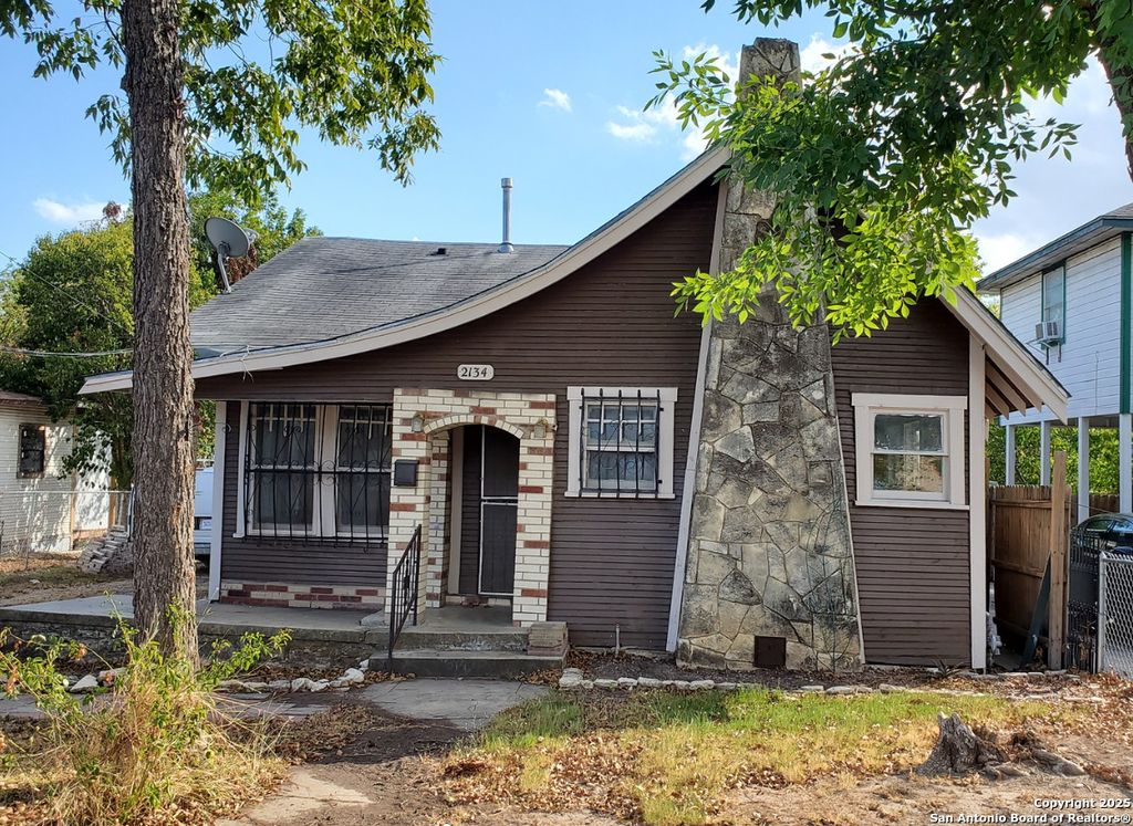 2134 CINCINNATI AVE, San Antonio, TX 78228