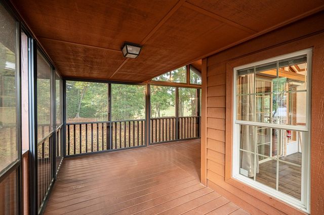 180 Chimney Ridge, Blairsville, GA 30512