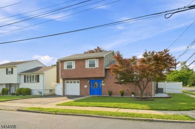 700 Willick Rd, Linden City, NJ 07036