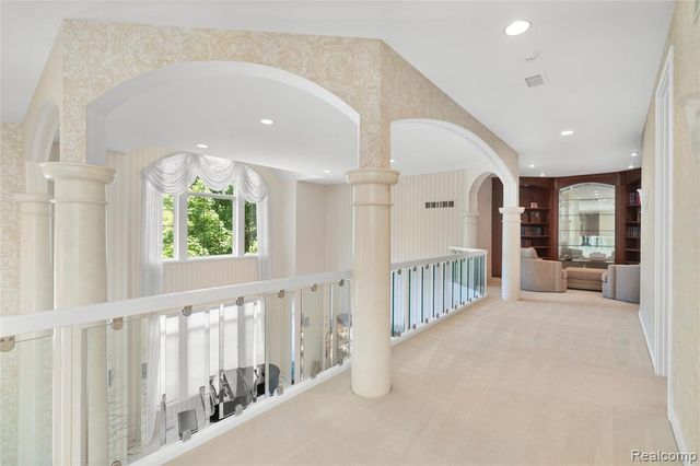 8479 Misty Meadows, Grand Blanc, MI 48439