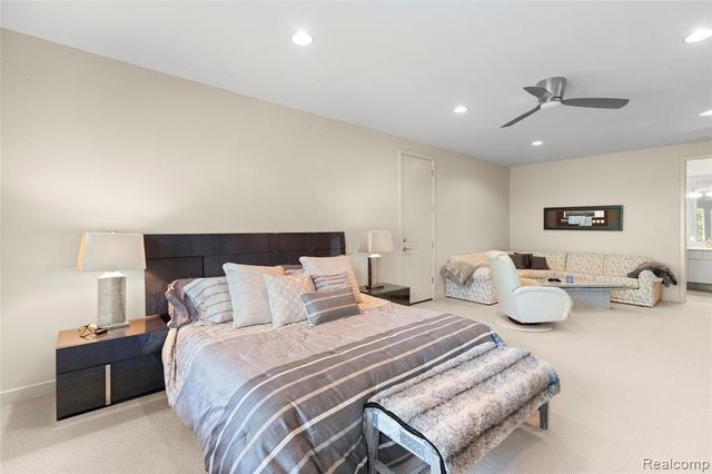 8479 Misty Meadows, Grand Blanc, MI 48439