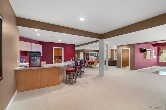 8479 Misty Meadows, Grand Blanc, MI 48439