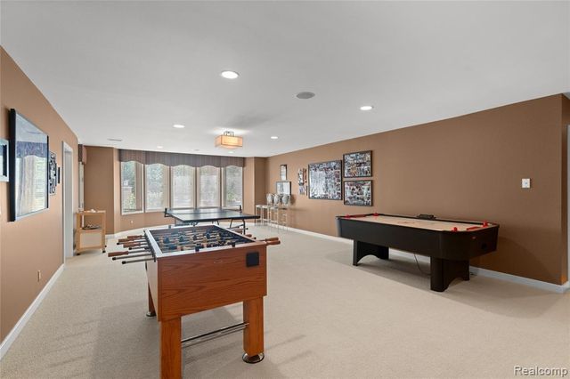 8479 Misty Meadows, Grand Blanc, MI 48439