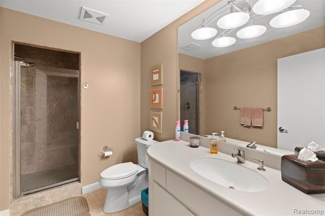 8479 Misty Meadows, Grand Blanc, MI 48439