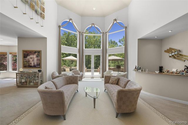 8479 Misty Meadows, Grand Blanc, MI 48439