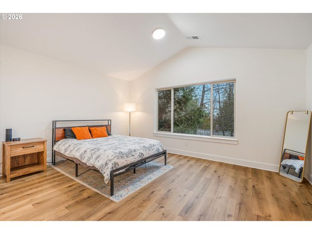 11819 Sw 60TH Ave, Portland, OR 97219