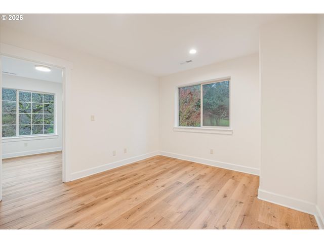 11819 Sw 60TH Ave, Portland, OR 97219