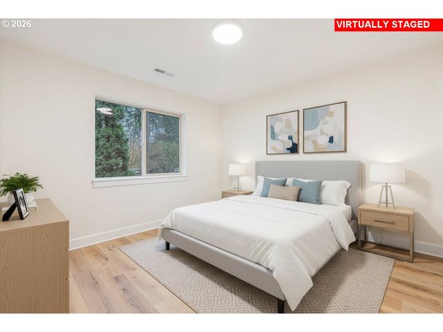 11819 Sw 60TH Ave, Portland, OR 97219