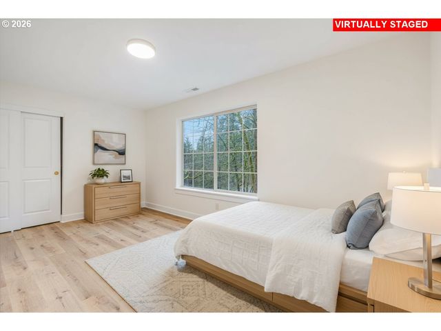 11819 Sw 60TH Ave, Portland, OR 97219