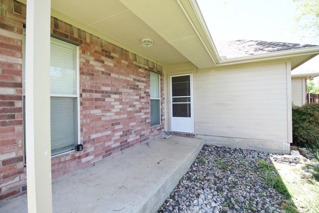 809 Foxwood Lane, Wylie, TX 75098