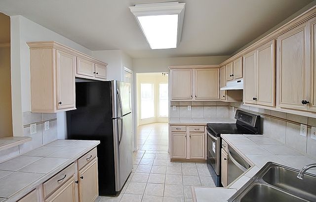 809 Foxwood Lane, Wylie, TX 75098