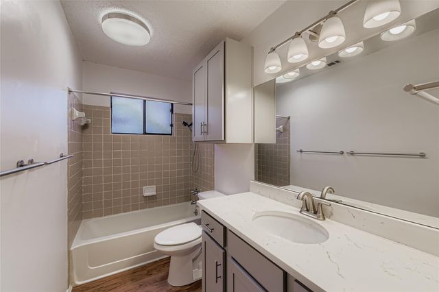 9839 Briar Ridge DR, Austin, TX 78748