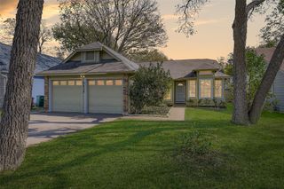 9839 Briar Ridge DR, Austin, TX 78748