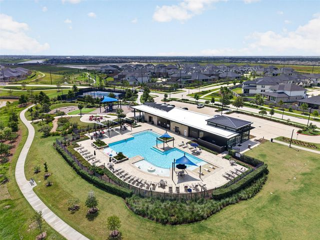 8926 Darlington Cove Court, Cypress, TX 77433