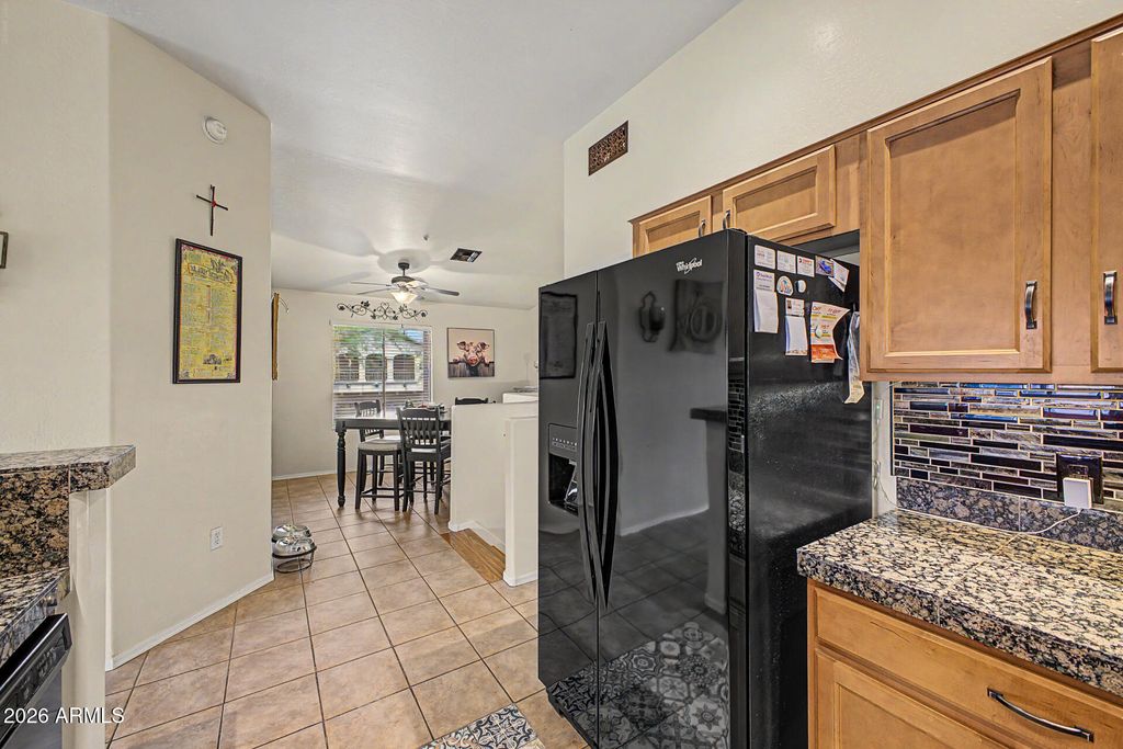 Image 9 of property listing at 2024 S BALDWIN -- 74, Mesa, AZ 85209