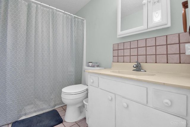 2508 Mustang Drive, Cincinnati, OH 45211