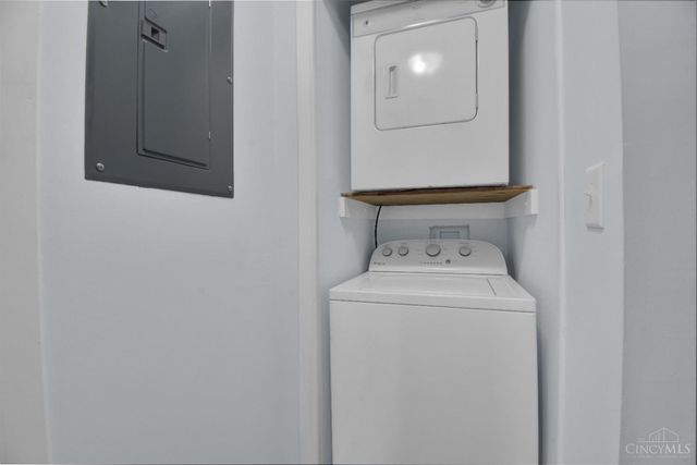 2508 Mustang Drive, Cincinnati, OH 45211