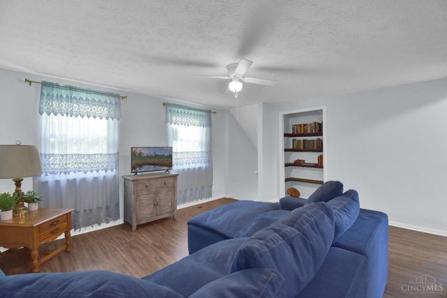 2508 Mustang Drive, Cincinnati, OH 45211