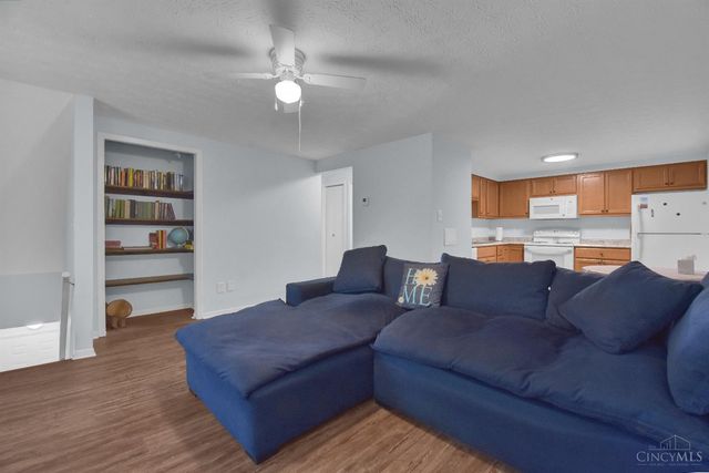 2508 Mustang Drive, Cincinnati, OH 45211