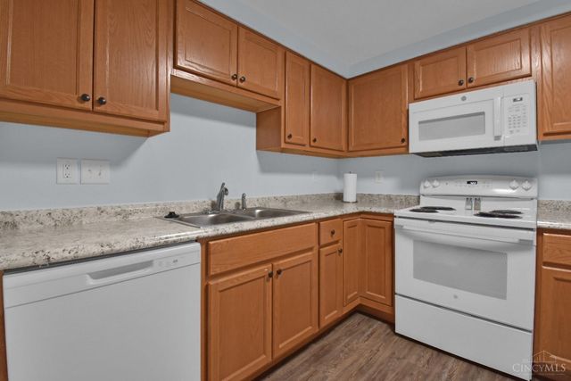 2508 Mustang Drive, Cincinnati, OH 45211