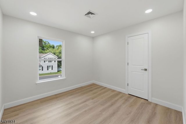 67 Grant Ave, Piscataway Twp., NJ 08854
