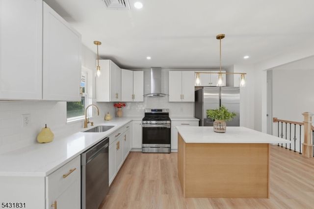 67 Grant Ave, Piscataway Twp., NJ 08854