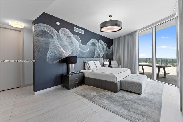 851 NE 1st Ave 5201, Miami, FL 33132