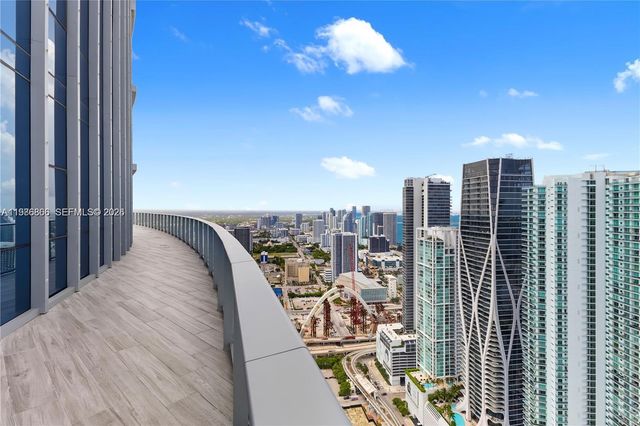 851 NE 1st Ave 5201, Miami, FL 33132