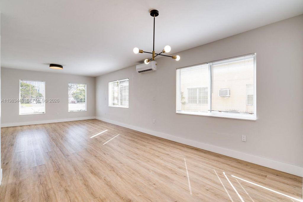 2920 S Le Jeune Rd 1, Coral Gables, FL 33134