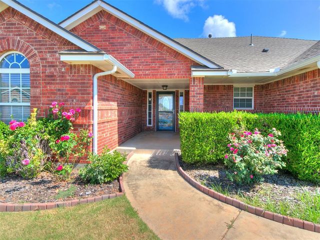 925 NE 30th Street, Oklahoma City, OK 73160