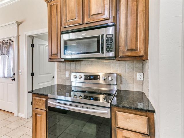 925 NE 30th Street, Oklahoma City, OK 73160