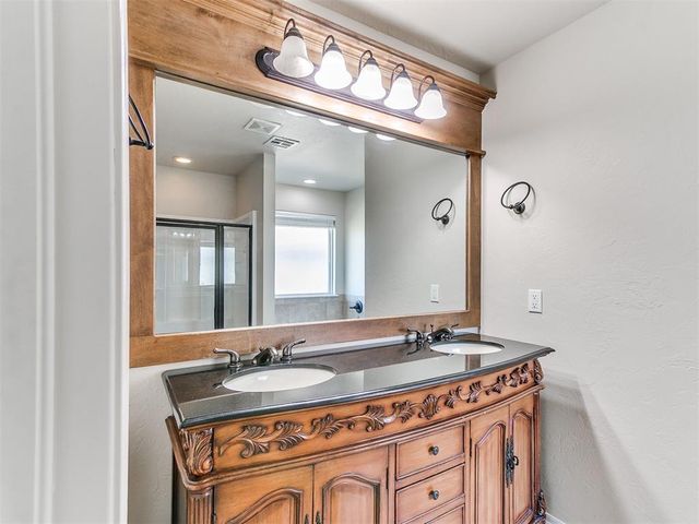 925 NE 30th Street, Oklahoma City, OK 73160