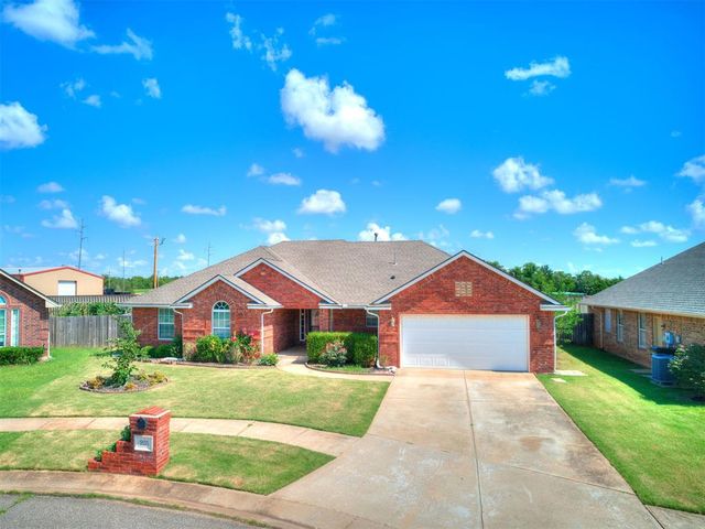 925 NE 30th Street, Oklahoma City, OK 73160